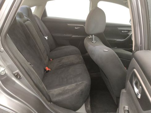 Used 2015 Nissan Altima 2.5 SV image 19