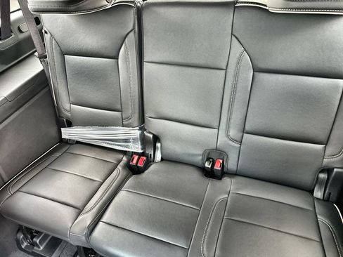 New 2026 GMC Yukon XL Elevation w/ Elevation Premium Package RWD image 18