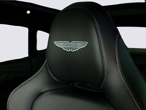 New 2026 Aston Martin DBX 707 image 17