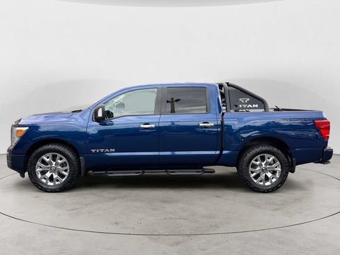 Used 2021 Nissan Titan SV w/ SV Convenience Package AWD/4WD image 8