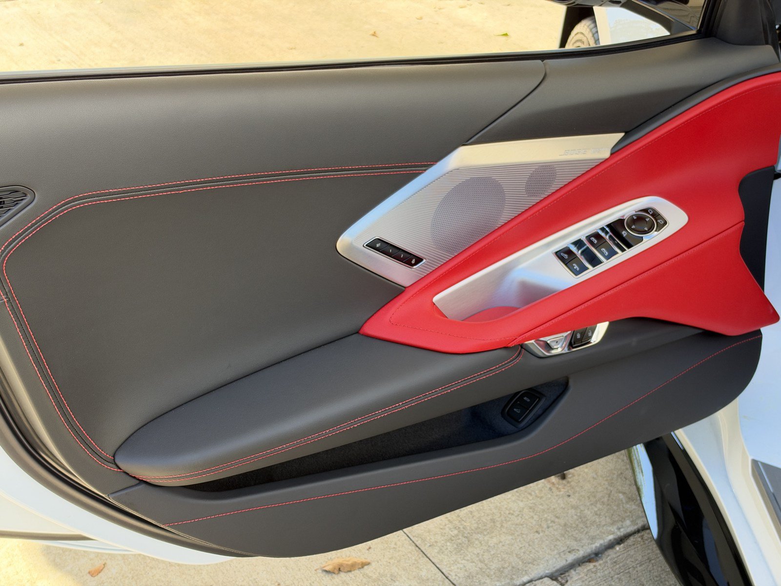 Used 2026 Chevrolet Corvette Z06 RWD image 13