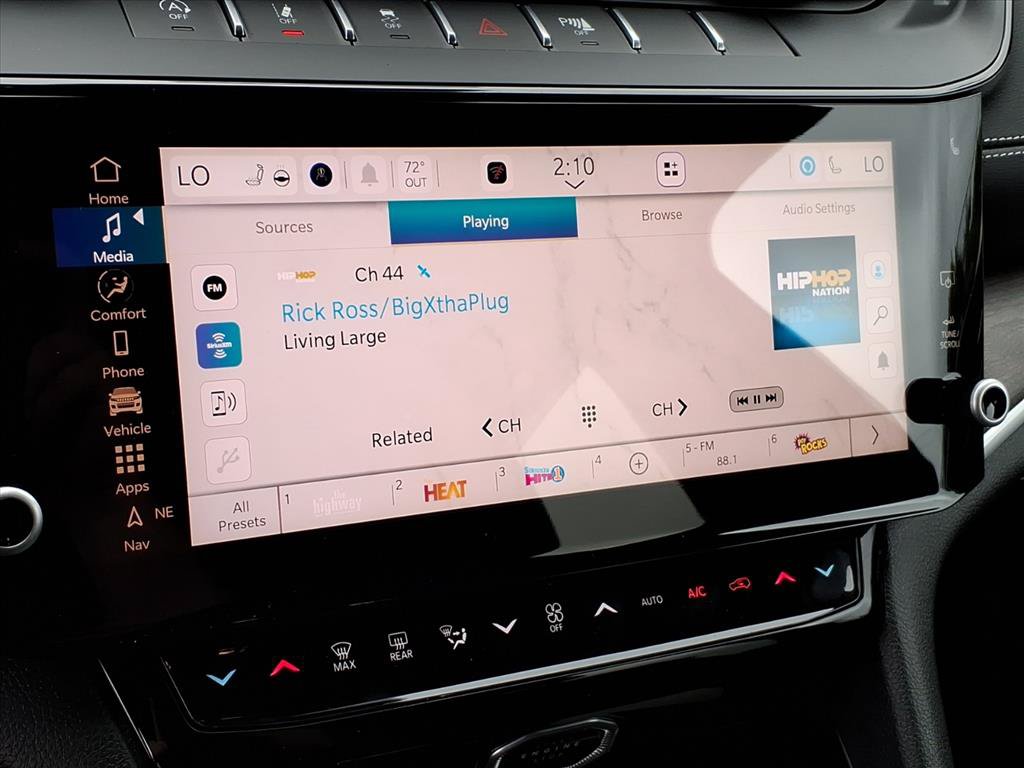 New 2027 Jeep Grand Cherokee Altitude AWD/4WD image 29