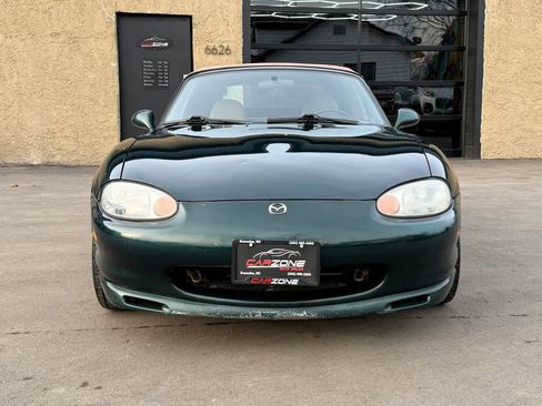 Used 1999 MAZDA MX-5 Miata Convertible 2D image 26