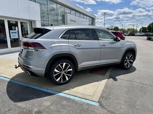 New 2025 Volkswagen Atlas Cross Sport SEL Premium R-Line image 7