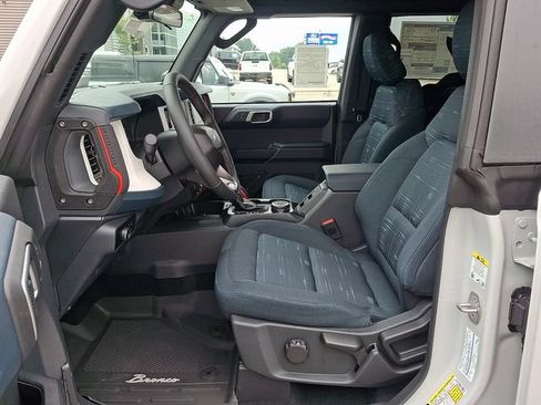 New 2026 Ford Bronco Heritage Edition AWD/4WD image 7