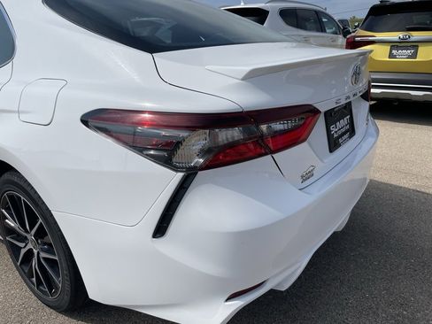 Used 2023 Toyota Camry SE image 33