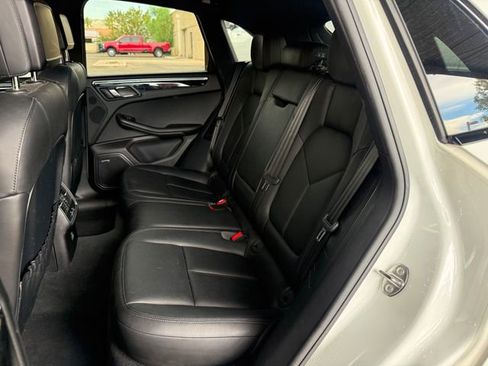 Used 2017 Porsche Macan S w/ Premium Package Plus AWD/4WD image 34