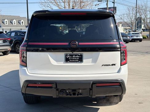 Used 2025 Nissan Armada PRO-4X w/ Pro-4X Premium Package image 7