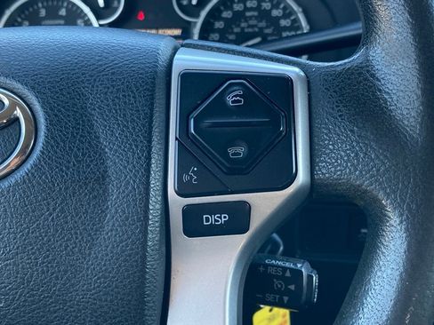 Used 2015 Toyota Tundra SR5 image 15