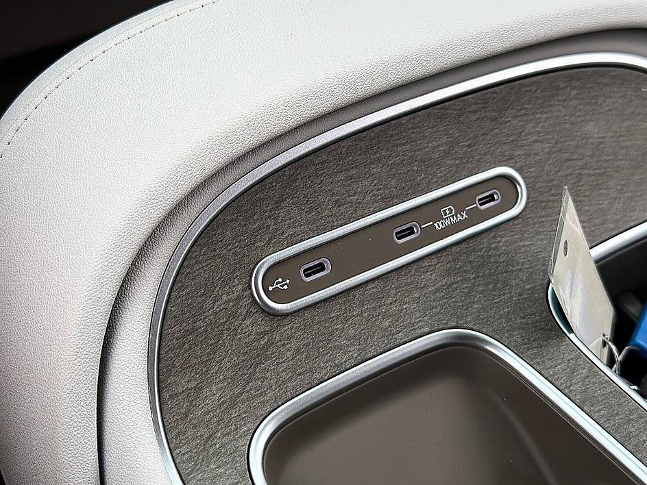 Certified 2026 Hyundai Palisade Limited FWD image 15