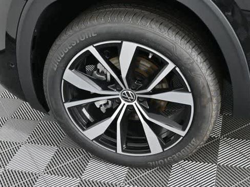 New 2025 Volkswagen Atlas SEL Premium R-Line image 5