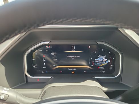 New 2026 GMC Sierra 2500 Denali w/ Denali Reserve Package AWD/4WD image 9