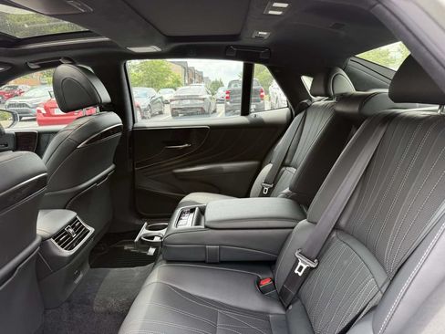 Used 2023 Lexus LS 500 AWD w/ Interior Upgrade Package image 17
