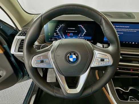 Certified 2024 BMW X7 xDrive40i AWD/4WD image 11