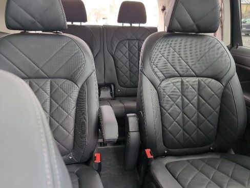 Used 2023 BMW X7 xDrive40i image 33