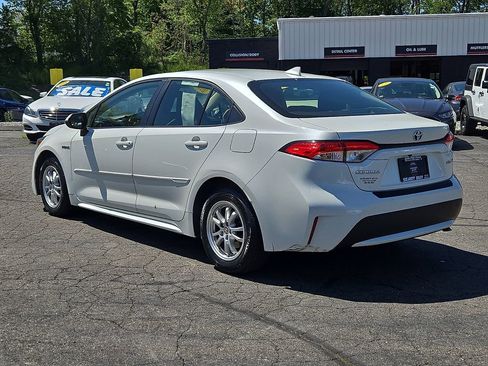Used 2020 Toyota Corolla LE w/ Body Protection Package FWD image 7