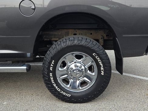 Used 2018 RAM 2500 Tradesman w/ Chrome Appearance Group AWD/4WD image 11