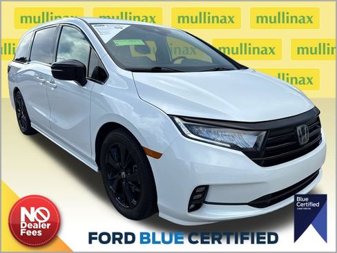 Used 2023 Honda Odyssey Sport image 1