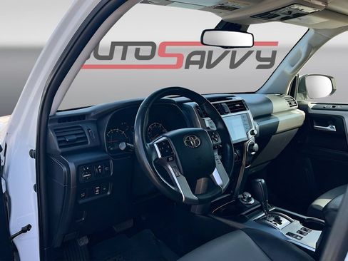 Used 2024 Toyota 4Runner SR5 Premium w/ Moonroof Package AWD/4WD image 9