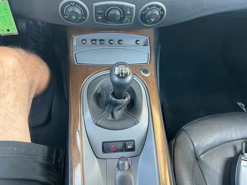 Used 2003 BMW Z4 2.5i RWD image 12