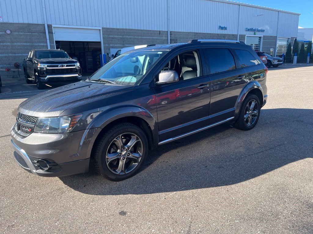 Used 2016 Dodge Journey Crossroad w/ Popular Equipment Group FWD image 3