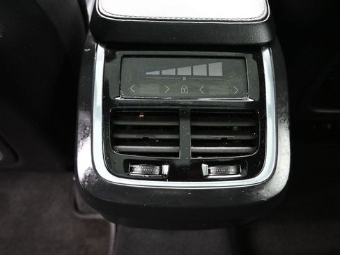 Used 2021 Volvo XC90 T6 Inscription image 40