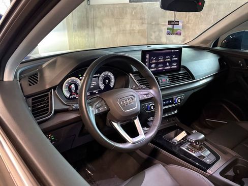 Used 2024 Audi Q5 e Premium Plus w/ Premium Plus Package AWD/4WD image 4