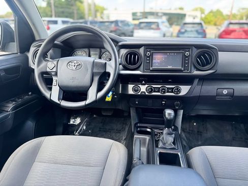 Used 2017 Toyota Tacoma SR w/ Tow Package AWD/4WD image 12