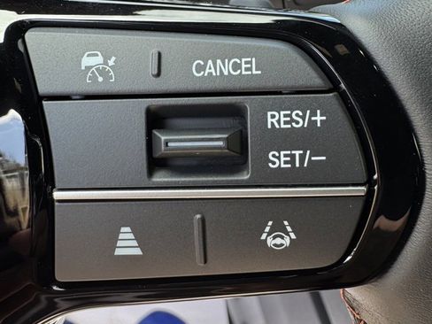 New 2025 Honda Pilot Sport image 23