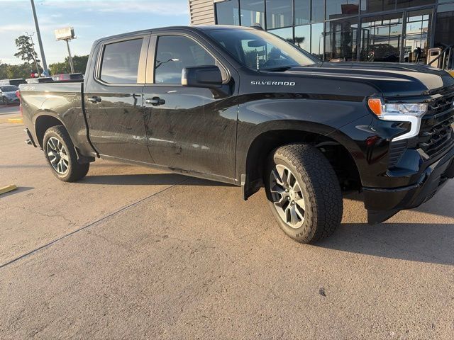 Used 2025 Chevrolet Silverado 1500 RST w/ Convenience Package II AWD/4WD image 10