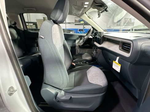 New 2025 Ford Maverick XLT w/ Equipment Group 301A image 28