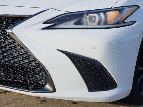 Used 2022 Lexus ES 350 F Sport image 9