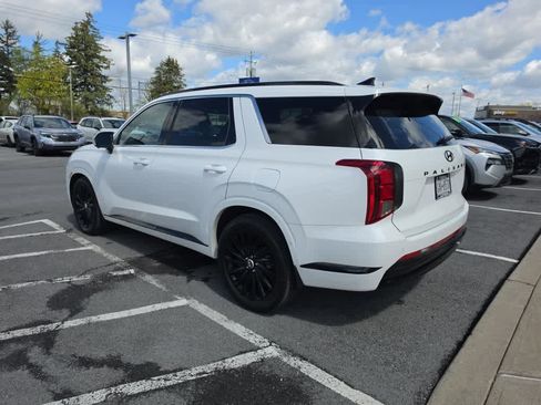 Used 2024 Hyundai Palisade Calligraphy AWD/4WD image 2