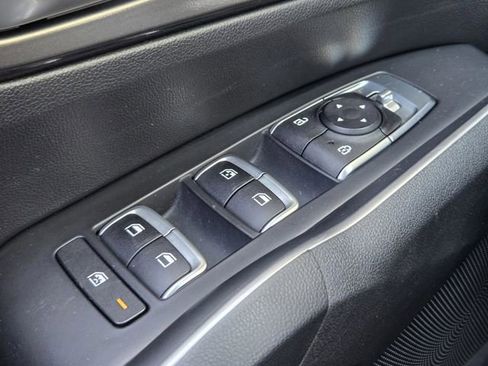 Used 2022 Kia Sorento LX AWD/4WD image 28