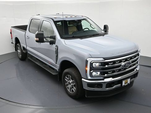 Used 2026 Ford F350 Lariat w/ Lariat Premium Package AWD/4WD image 17