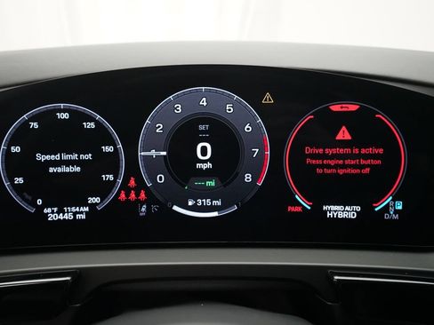 Certified 2025 Porsche Cayenne S AWD/4WD image 21