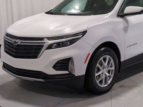 Used 2024 Chevrolet Equinox LT w/ LPO, Floor Liner Package image 11