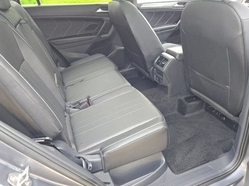 Used 2024 Volkswagen Tiguan SE R-Line AWD/4WD image 12