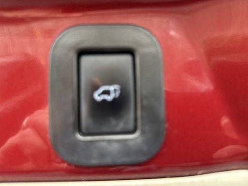 Used 2015 Toyota Sienna XLE 8 Passenger 4dr Mini Van image 23