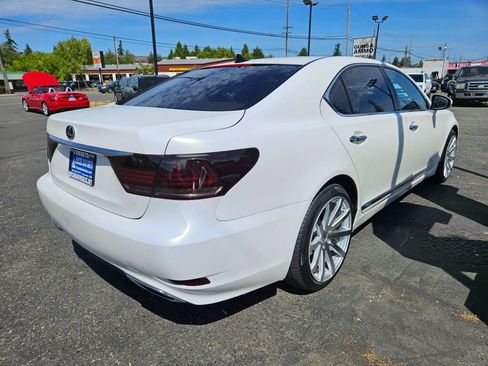 Used 2013 Lexus LS 600h L w/ Executive-Class Seating Pkg AWD/4WD image 5