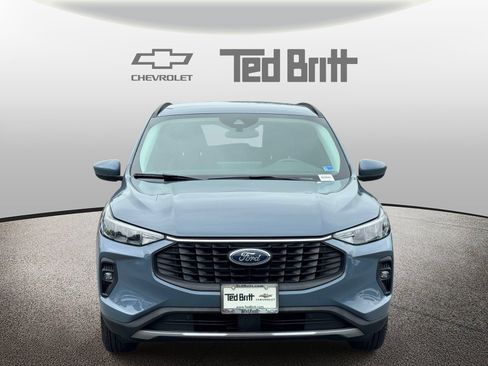 Used 2025 Ford Escape SE FWD image 2