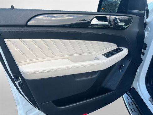 Used 2018 Mercedes-Benz GLE 43 AMG 4MATIC image 14