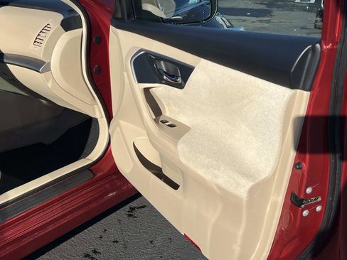 Used 2013 Nissan Altima 2.5 S image 26