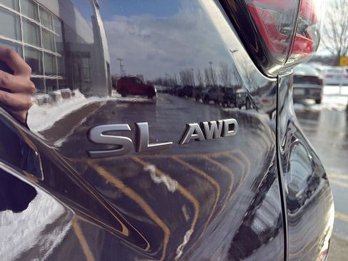 Used 2024 Nissan Murano SL image 7