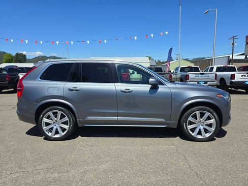 Used 2018 Volvo XC90 T6 Inscription w/ Convenience Package AWD/4WD image 6