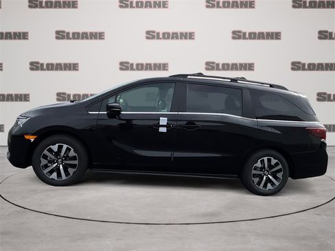 New 2026 Honda Odyssey EX-L image 2