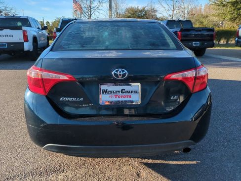 Certified 2018 Toyota Corolla LE image 5