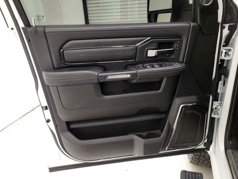 Used 2024 RAM 3500 Limited image 39