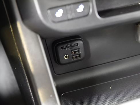 Used 2021 Chevrolet Colorado ZR2 w/ ZR2 Dusk Special Edition image 22