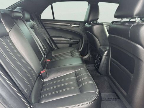 Used 2015 Chrysler 300 S w/ 300S Premium Group RWD image 15